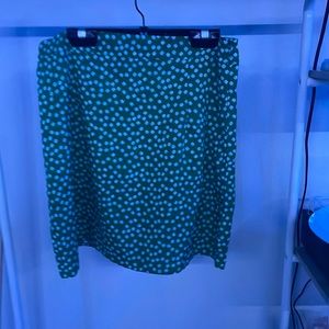Green daisy shein skirt